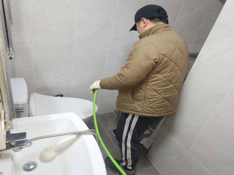 일산 변기막힘 작업사례 27