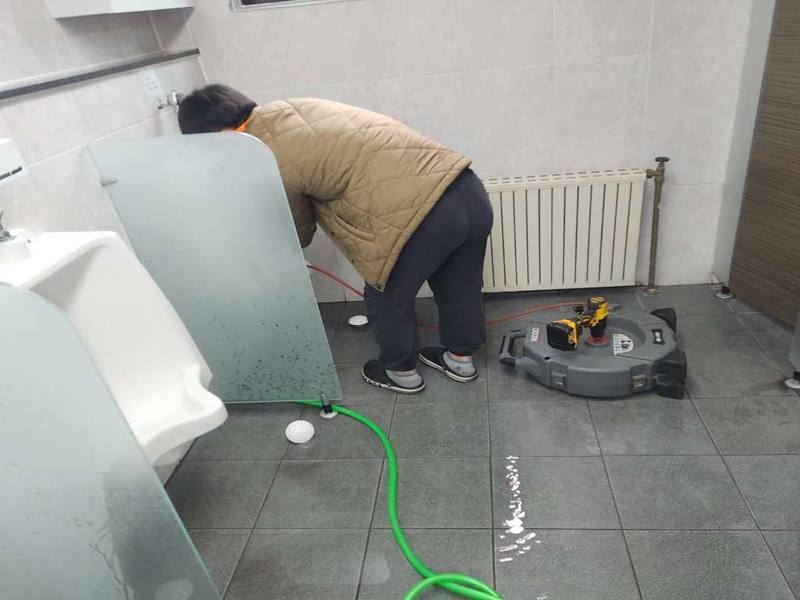 일산 소변기막힘 작업사례 9